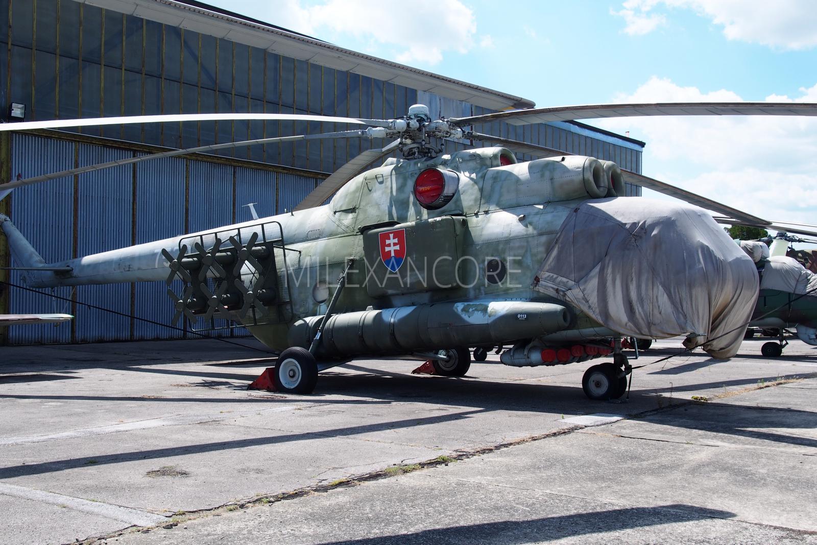 Vrtuľník Mi-8AMTŠ bude základom pre systém rádio-elektronického boja