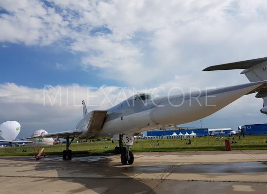 Kazanský závod odovzdal vzdušno-kozmickým silám Ruskej federácie modernizovaný bombardér Tu-22M3